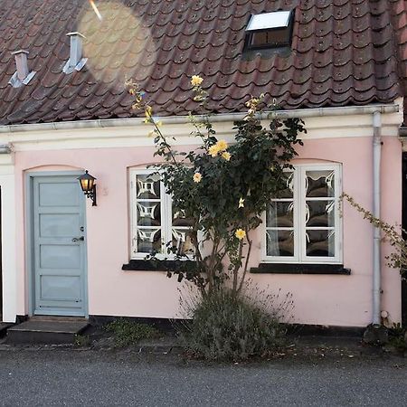 Vila Skont Fiskerhus. Taet Pa By, Havn Og Havet Marstal Exteriér fotografie