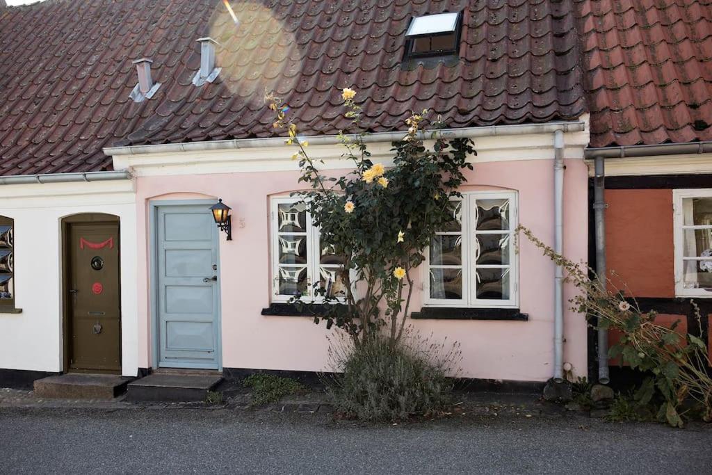 Vila Skont Fiskerhus. Taet Pa By, Havn Og Havet Marstal Exteriér fotografie
